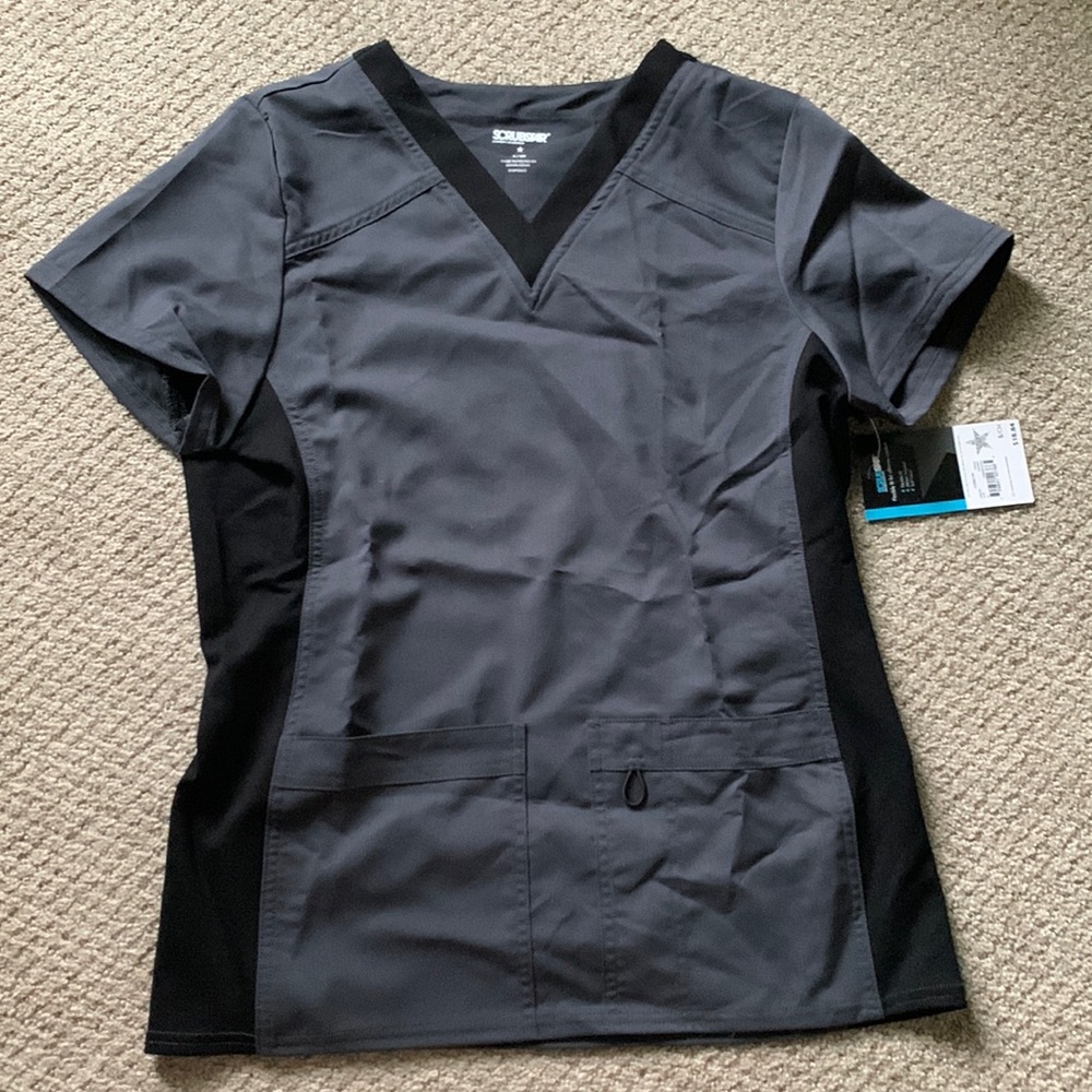 Scrub top